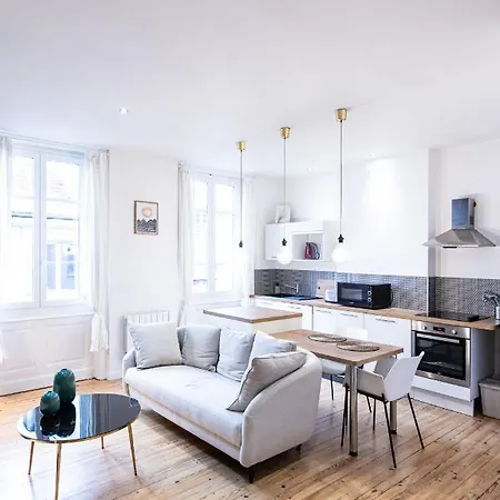 Le Cret - Place Jean Jaures Apartment Saint-Etienne (Loire)
